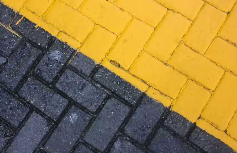 The value of clear pavement markings